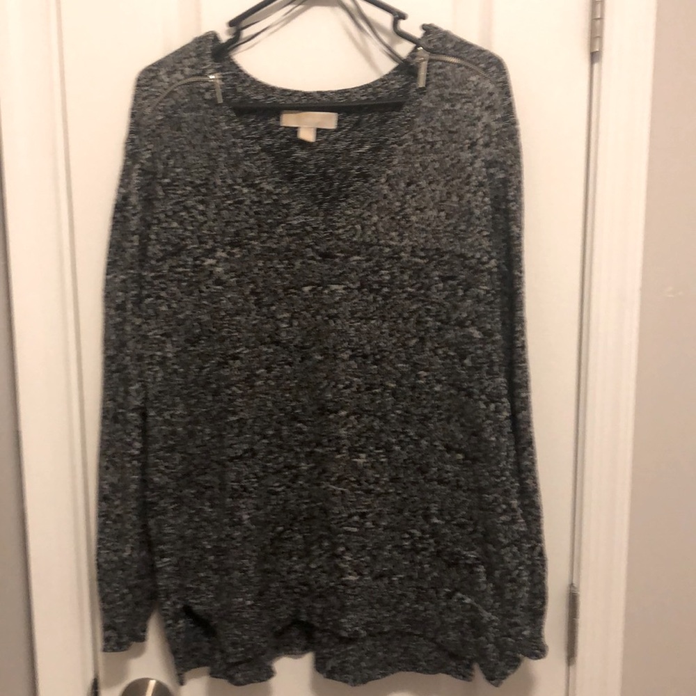 Michael Kors XL Black and White Zippers at Shoulder Sweater.